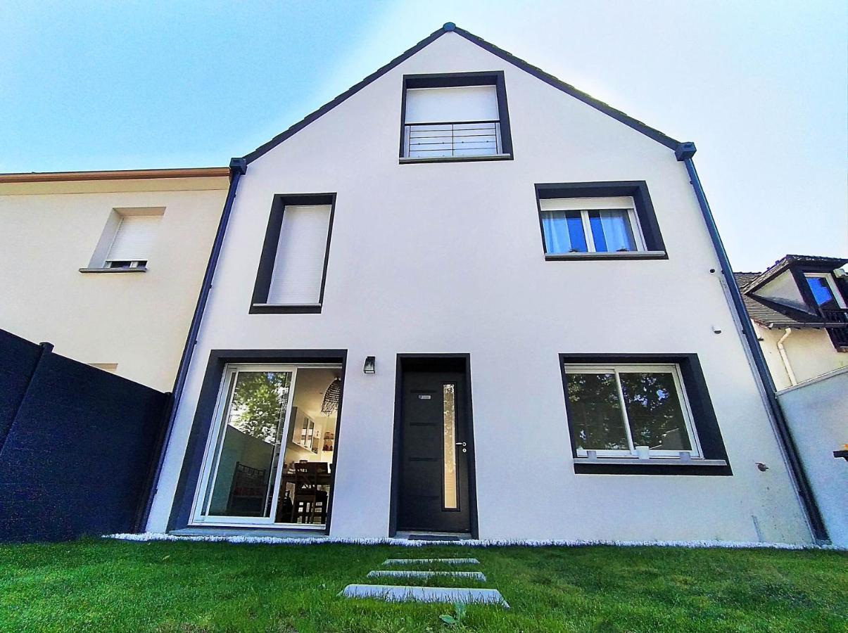 Dream Of Mediterranean House, Jacuzzi, Bbq, Delices Ensoleilles Sartrouville Exterior foto