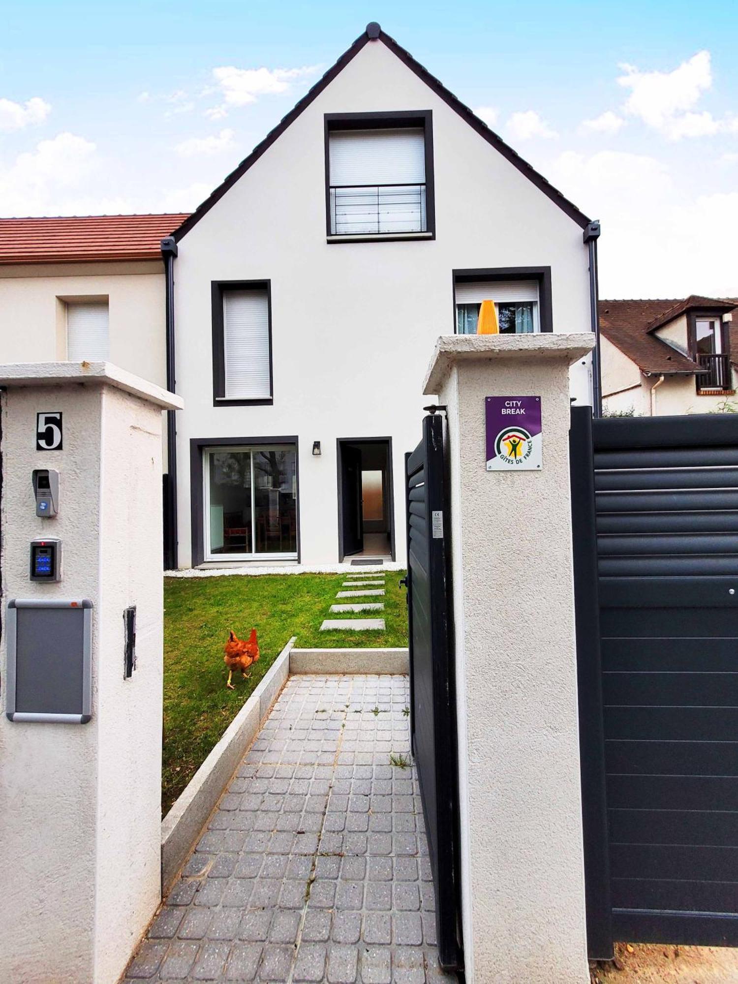 Dream Of Mediterranean House, Jacuzzi, Bbq, Delices Ensoleilles Sartrouville Exterior foto